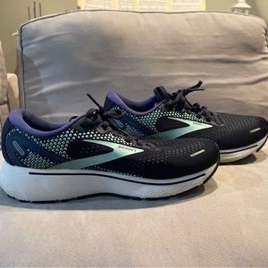 Brooks Ghost 14 Women’s WIDE Running Shoes - Size 8.5W